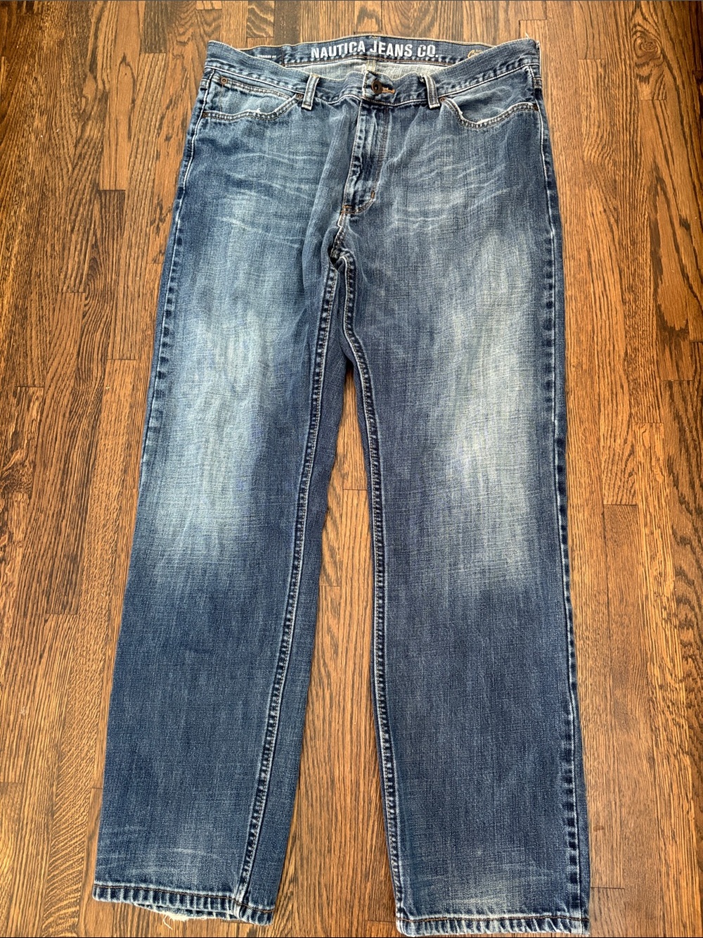 Nautica Men's Faded Blue Straight-Leg Jeans
